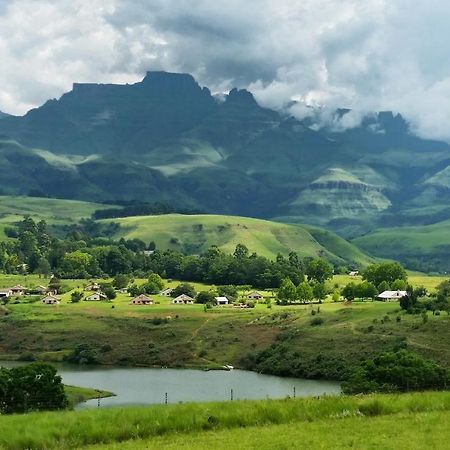 Wits End Mountain Resort Champagne Valley Экстерьер фото
