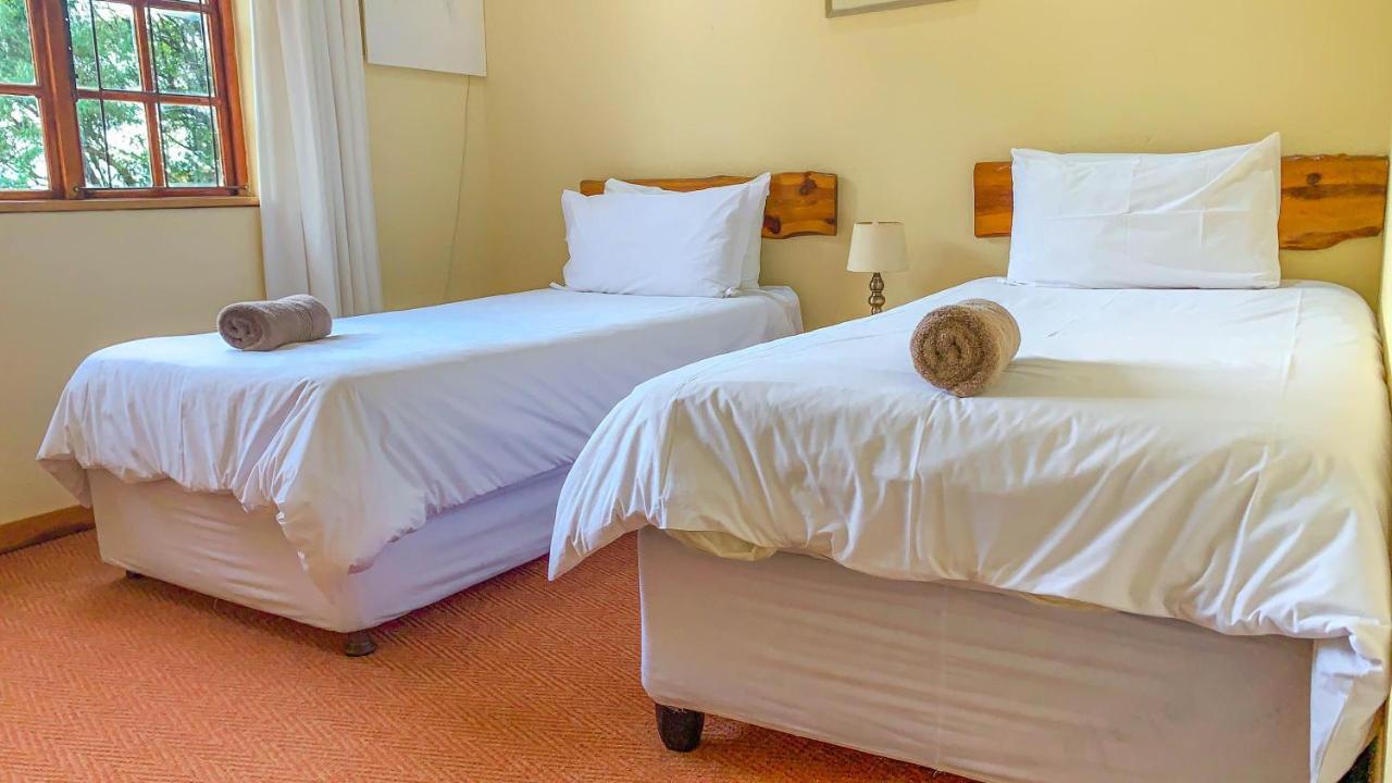 Wits End Mountain Resort Champagne Valley Экстерьер фото