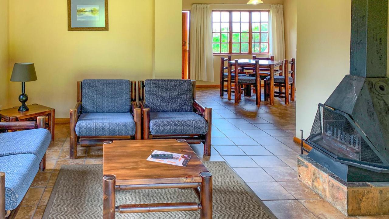 Wits End Mountain Resort Champagne Valley Экстерьер фото